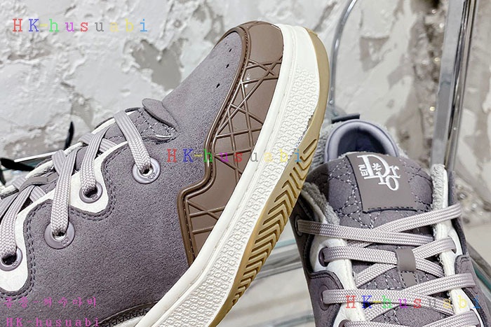 NEW 디올 신발 신상 DR 677404