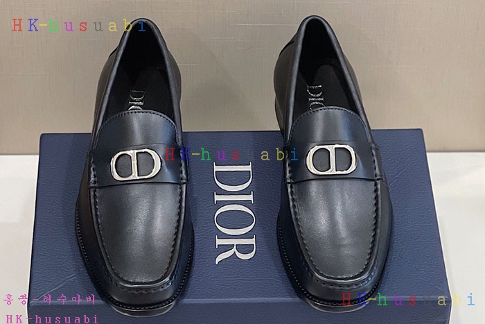 NEW 디올 신발 신상 DR 677425