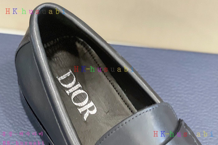 NEW 디올 신발 신상 DR 677428