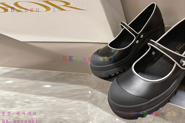 NEW 디올 신발 신상 DR 688010
