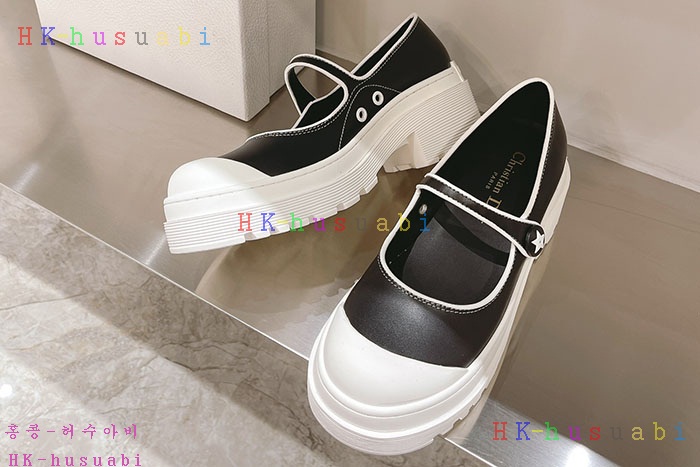 NEW 디올 신발 신상 DR 688011