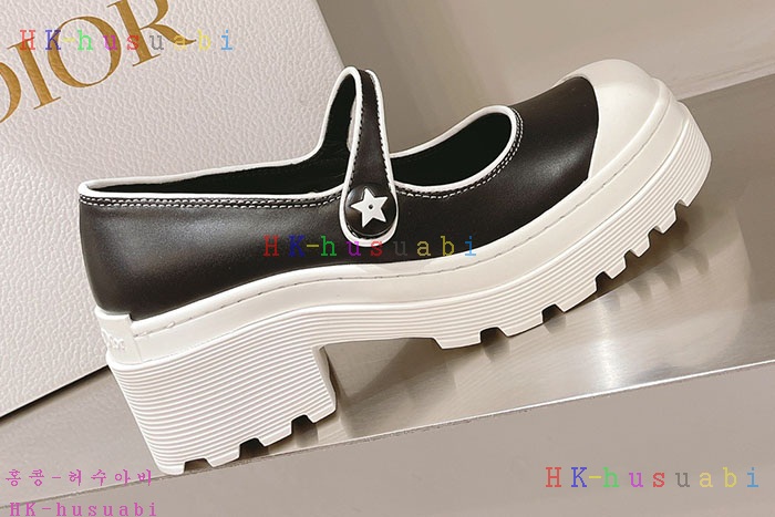 NEW 디올 신발 신상 DR 688011