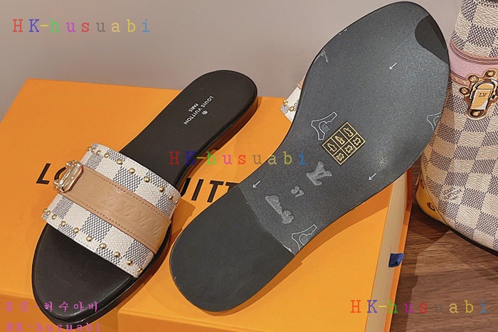 NEW 루이비통 샌들 신상 LV 475521