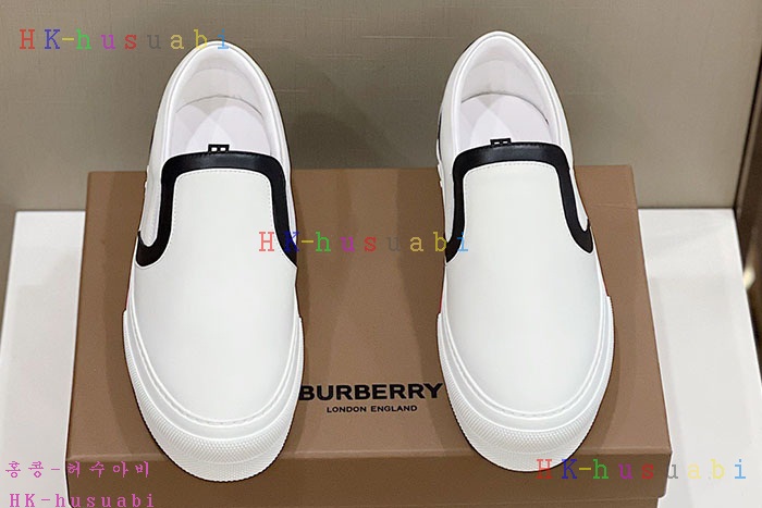NEW 버버리 스니커즈 신상 B 655216