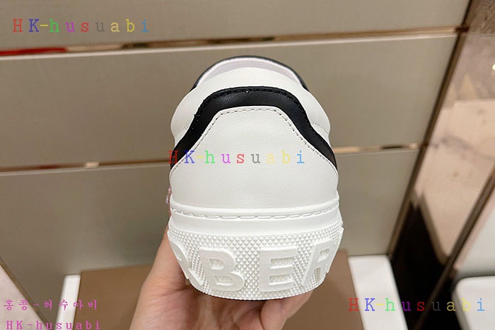 NEW 버버리 스니커즈 신상 B 655216