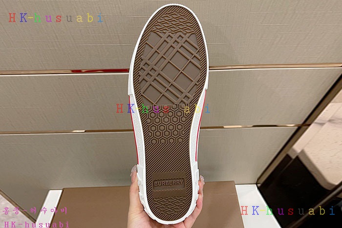 NEW 버버리 스니커즈 신상 B 655216