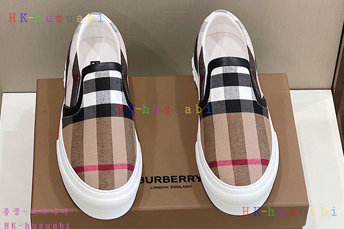 NEW 버버리 스니커즈 신상 B 655219