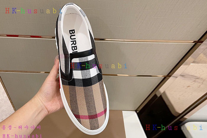 NEW 버버리 스니커즈 신상 B 655219