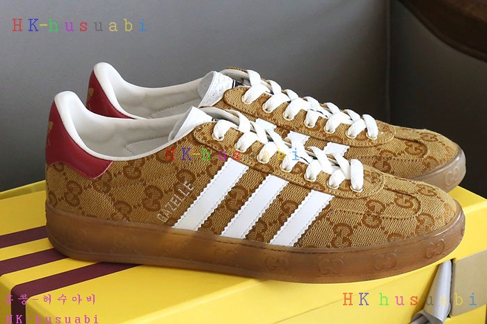 NEW 구찌 스니커즈 신상 GU 552405