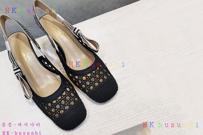 NEW 디올 신발 신상 DR 2524019