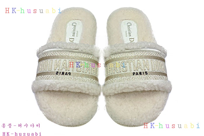 NEW 디올 신발 신상 DR 824558