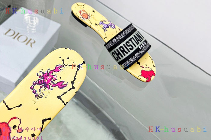 NEW 디올 샌들 신상 DR 830015