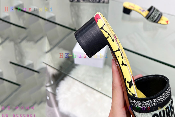 NEW 디올 샌들 신상 DR 830014