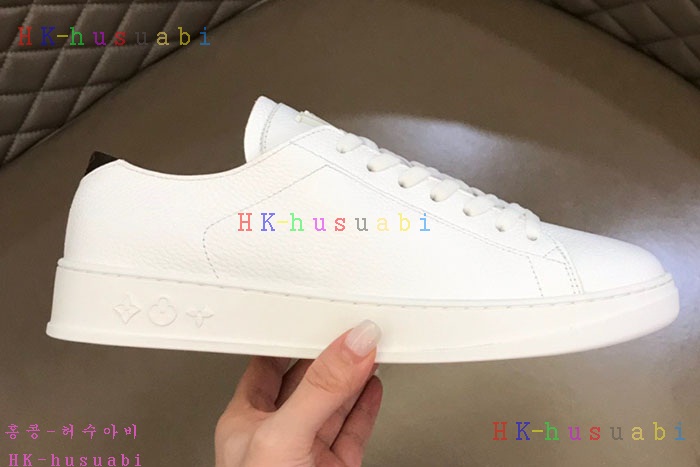 NEW 루이비통 스니커즈 신상 LV 592201