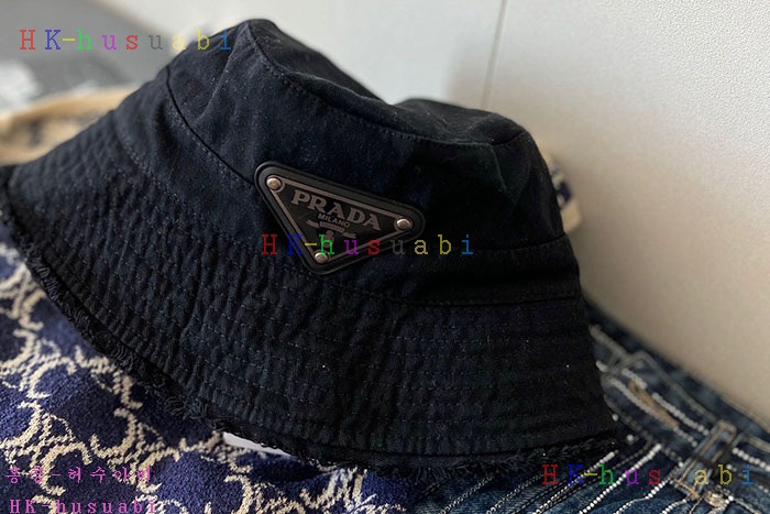 NEW 프라다 모자 신상 P 527770