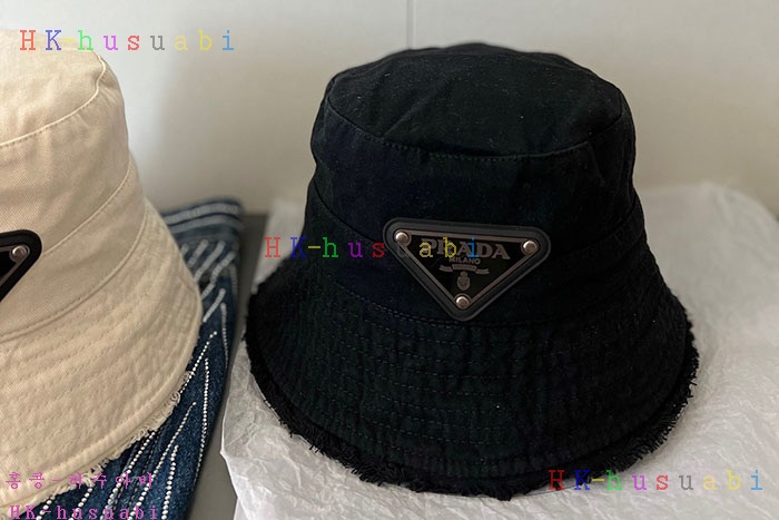 NEW 프라다 모자 신상 P 527770