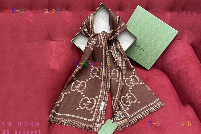 NEW 구찌 스카프 신상 GU 885226