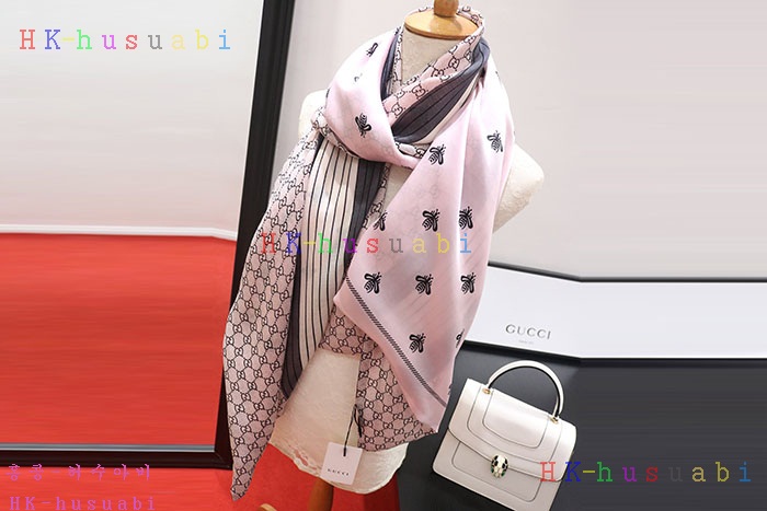 NEW 구찌 스카프 신상 LV 885233