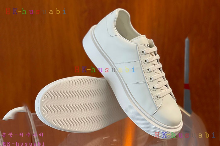 NEW 프라다 스니커즈 신상 P 8854119