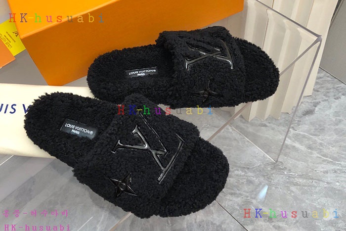NEW 루이비통 신발 신상 LV 933502