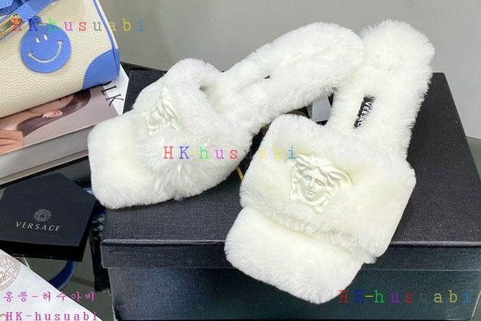 NEW 베르사체 신발 신상 V 8245007
