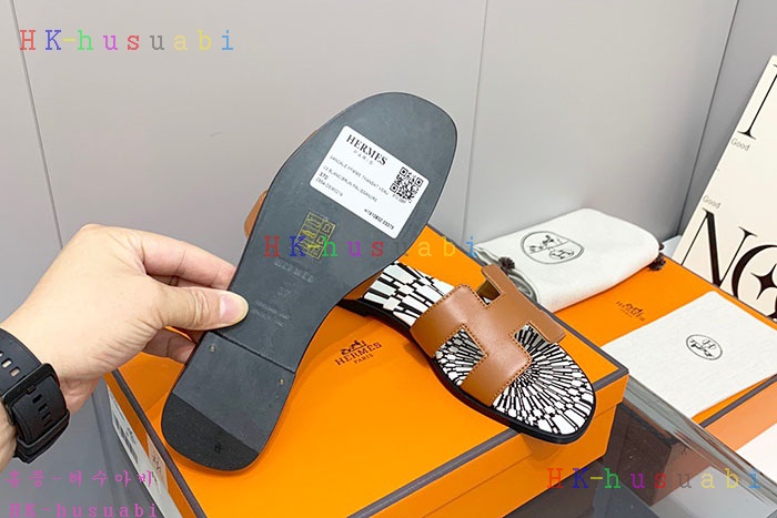 NEW 에르메스 샌들 신상 H 925003