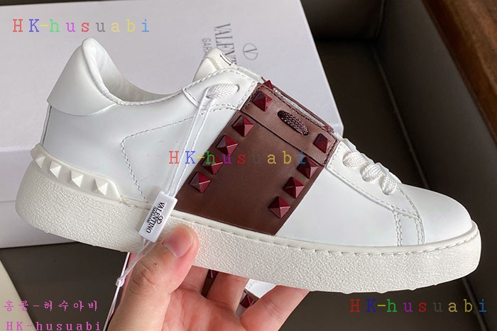 NEW 발렌티노 스니커즈 신상 V 978803
