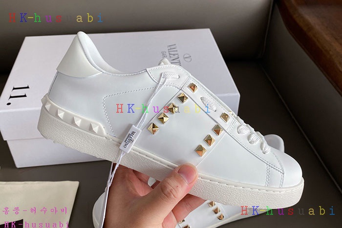 NEW 발렌티노 스니커즈 신상 V 978810