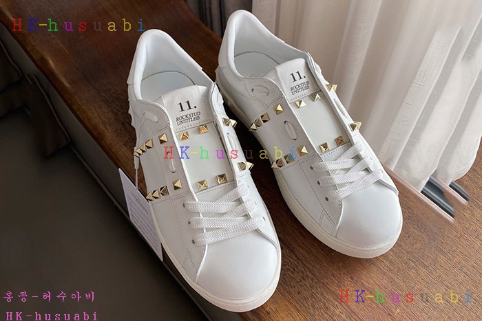 NEW 발렌티노 스니커즈 신상 V 978810