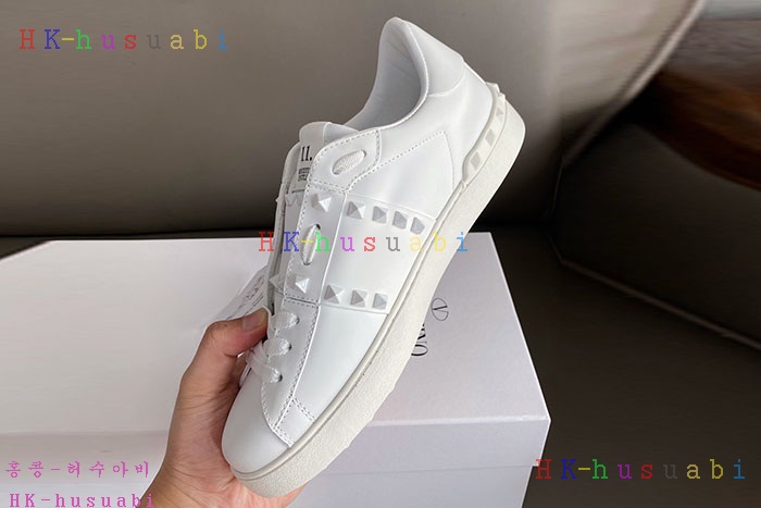 NEW 발렌티노 스니커즈 신상 V 978800