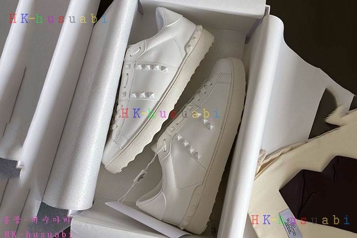 NEW 발렌티노 스니커즈 신상 V 978800