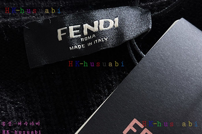 NEW 펜디 가디건 신상 FD 952221