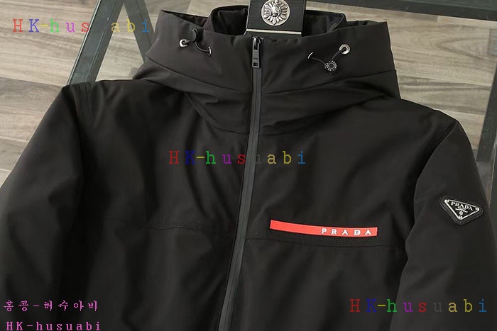 NEW 프라다 패딩 신상 P 9952124
