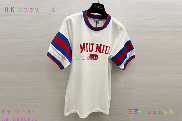 NEW 미우미우 반팔티 MU 635227