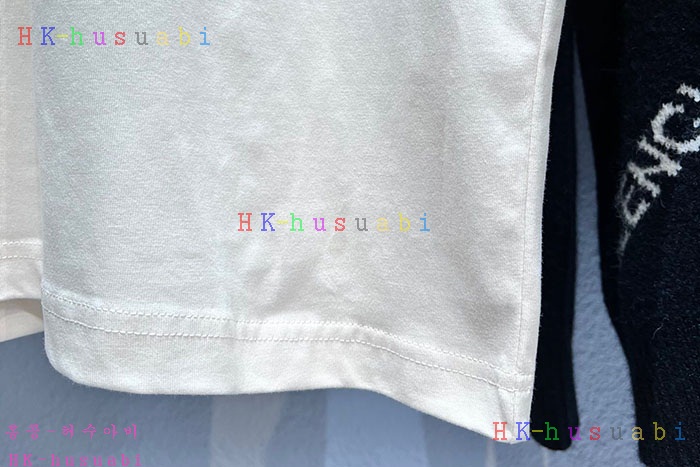 NEW 발렌시아가 반팔티 신상 B 95280285