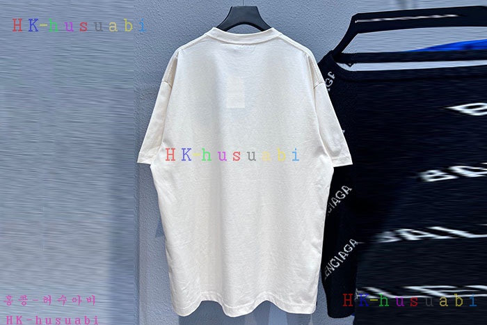NEW 발렌시아가 반팔티 신상 B 95280285