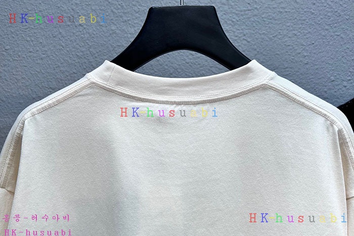 NEW 발렌시아가 반팔티 신상 B 95280285