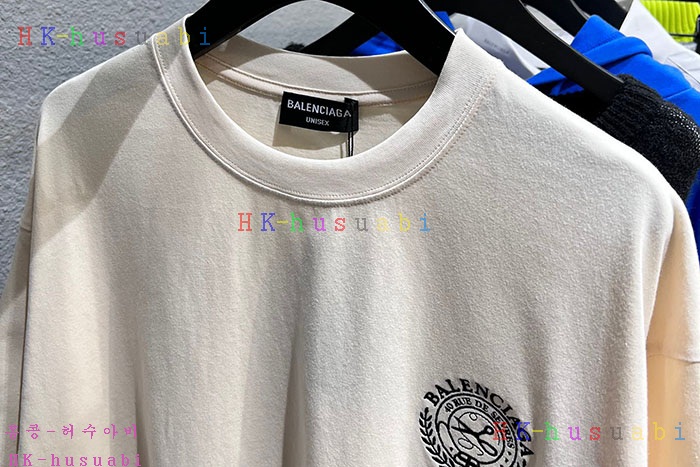 NEW 발렌시아가 반팔티 신상 B 95280285