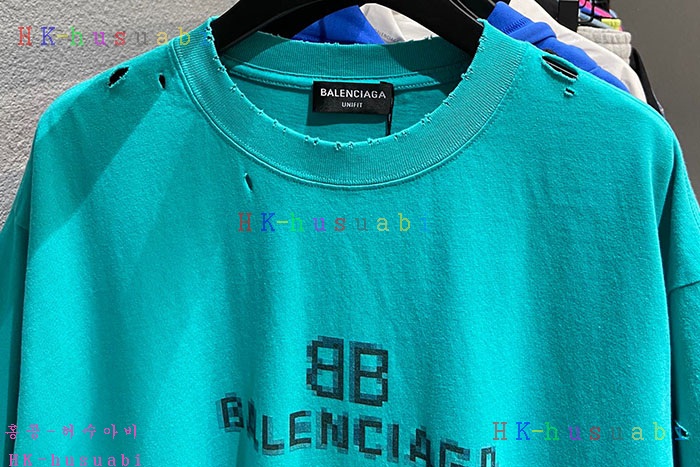NEW 발렌시아가 반팔티 신상 B 95280290