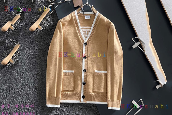 NEW 버버리 가디건 신상 BB 635011