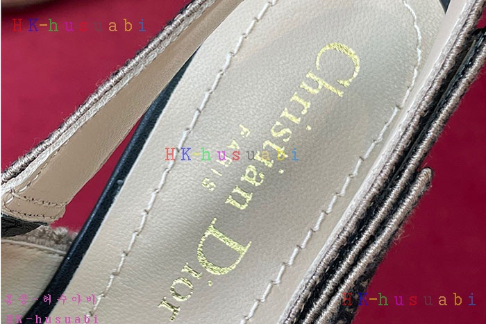 NEW 디올 신발 신상 DR 824523