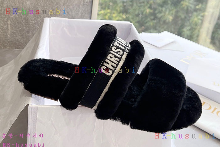 NEW 디올 신발 신상 DR 824524