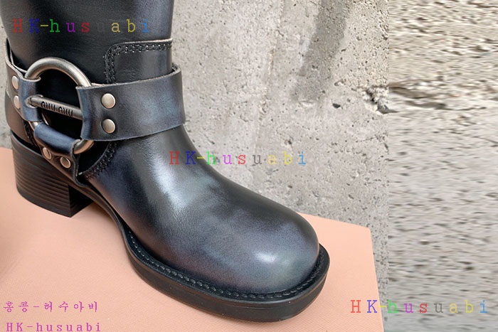 NEW 미우미우 부츠 신상 MU 965201