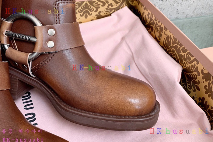 NEW 미우미우 부츠 신상 MU 965202