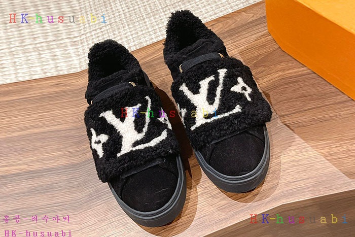 NEW 루이비통 신발 신상 LV 8520013