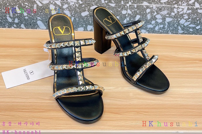 NEW 발렌티노 샌들 신상 V 9340039