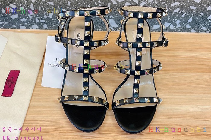 NEW 발렌티노 샌들 신상 V 9340502