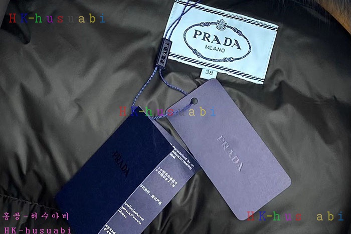 NEW 프라다 패딩 신상 P 965341 (블랙)