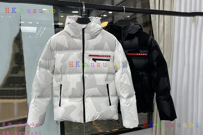 NEW 프라다 패딩 신상 P 965331
