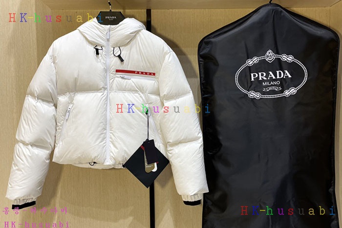 NEW 프라다 패딩 신상 P 965348